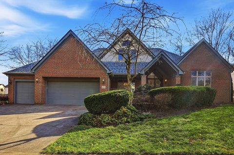 Photo of 6035 Winnebago Street, Grove City, OH 43123 (MLS # 226005688)