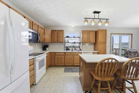 Tiny photo for 456 Joseph Van Dorn Court, Pataskala, OH 43062 (MLS # 226004269)