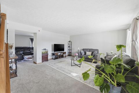 Tiny photo for 456 Joseph Van Dorn Court, Pataskala, OH 43062 (MLS # 226004269)