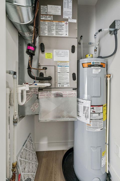 Tiny photo for 518 Kelton Avenue, Columbus, OH 43205 (MLS # 225044838)