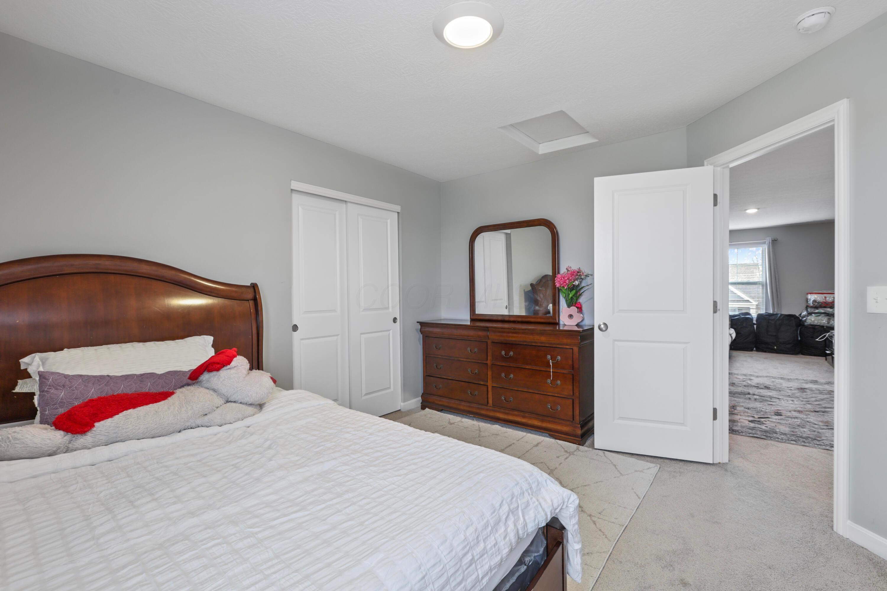 7064 Ribault Drive, Pickerington, Ohio image 37