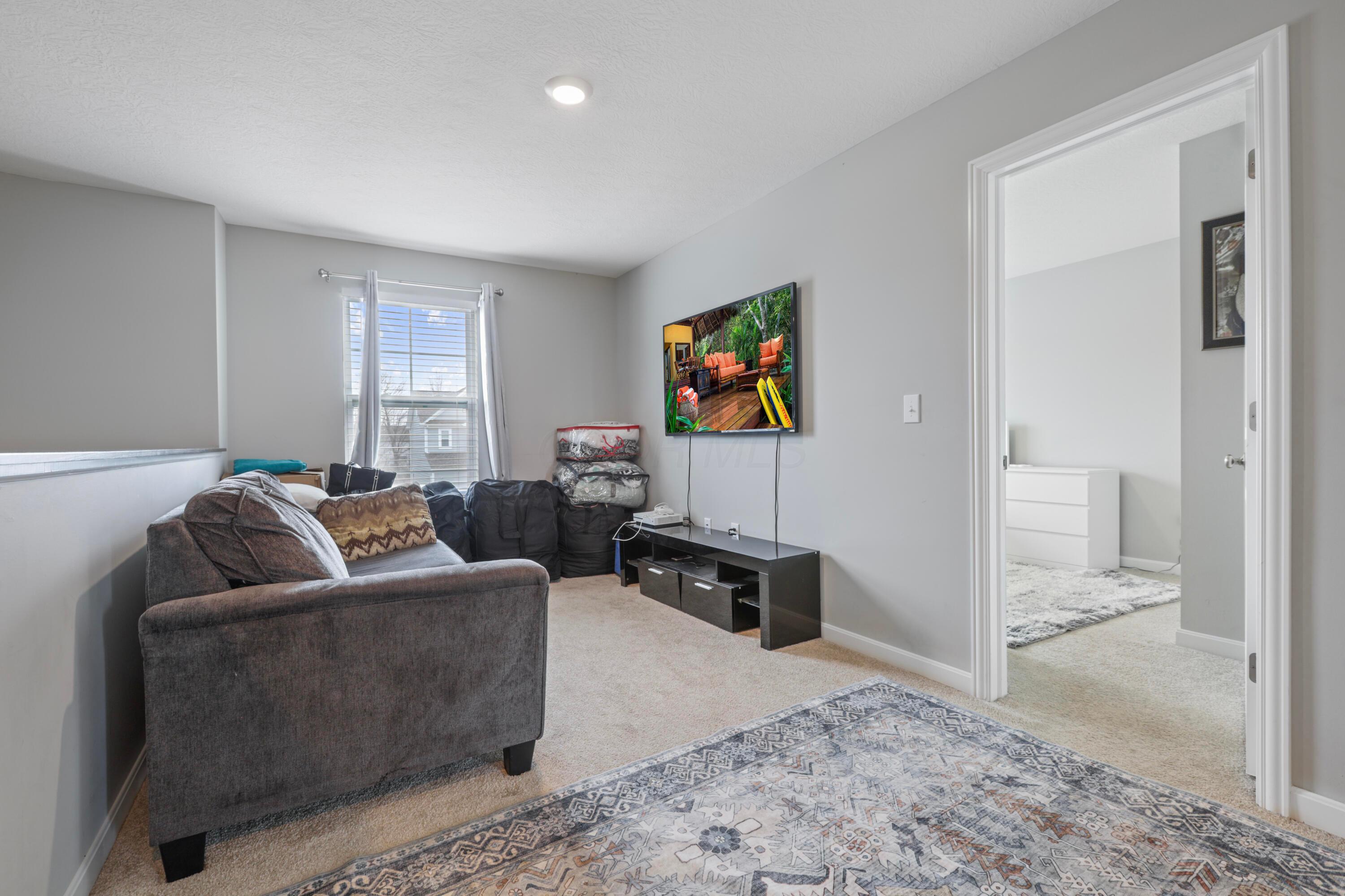 7064 Ribault Drive, Pickerington, Ohio image 29