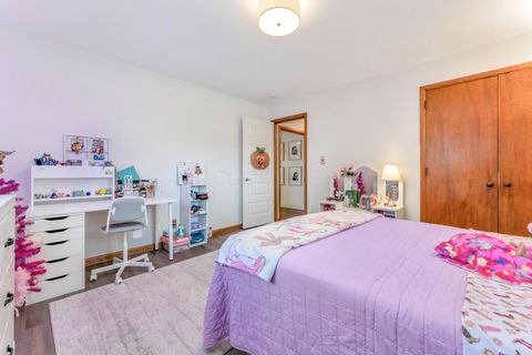 Tiny photo for 547 County Line Road, Westerville, OH 43081 (MLS # 225040579)