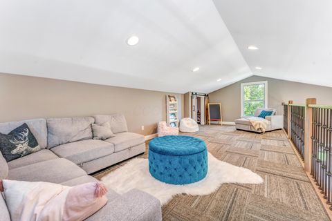 Tiny photo for 547 County Line Road, Westerville, OH 43081 (MLS # 225040579)
