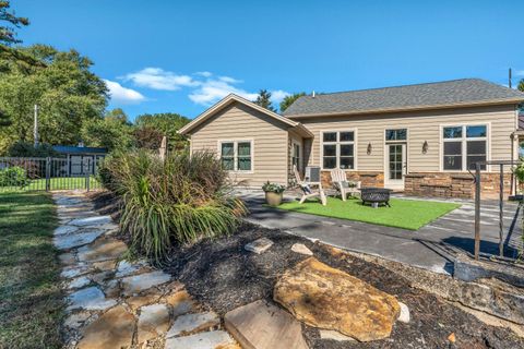 Tiny photo for 547 County Line Road, Westerville, OH 43081 (MLS # 225040579)