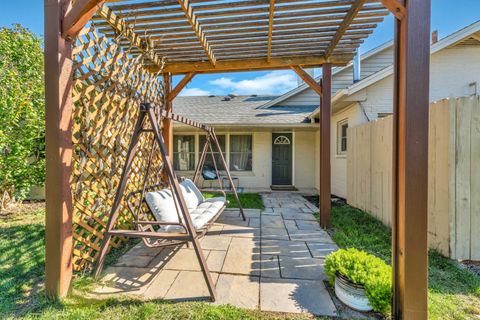 Tiny photo for 547 County Line Road, Westerville, OH 43081 (MLS # 225040579)