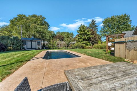 Tiny photo for 547 County Line Road, Westerville, OH 43081 (MLS # 225040579)