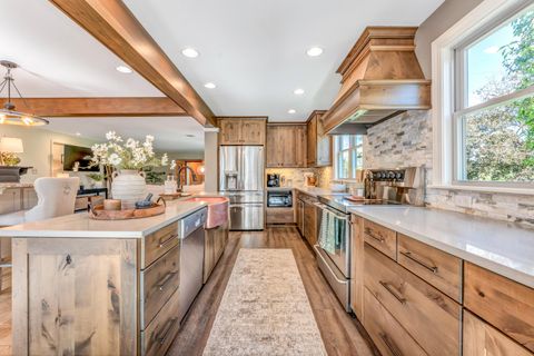 Tiny photo for 547 County Line Road, Westerville, OH 43081 (MLS # 225040579)