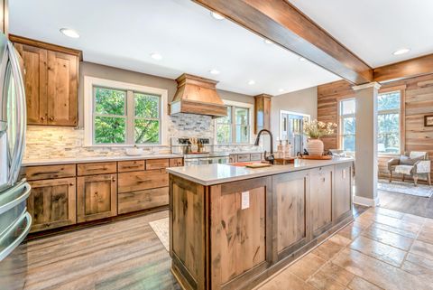 Tiny photo for 547 County Line Road, Westerville, OH 43081 (MLS # 225040579)