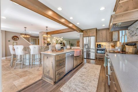 Tiny photo for 547 County Line Road, Westerville, OH 43081 (MLS # 225040579)