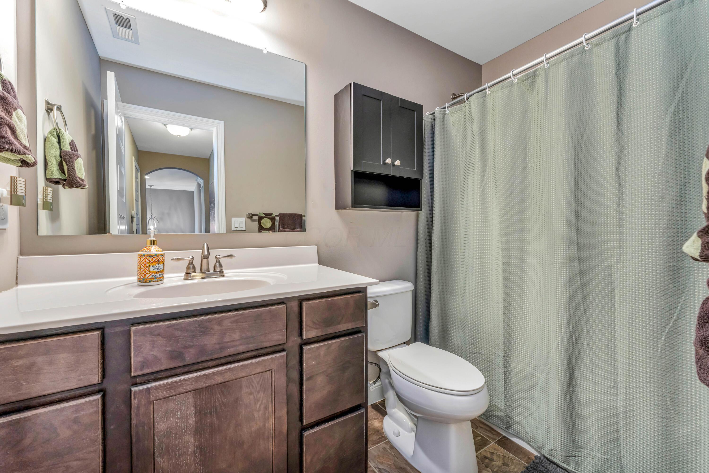 5770 Glendavon Place, Dublin, Ohio image 44