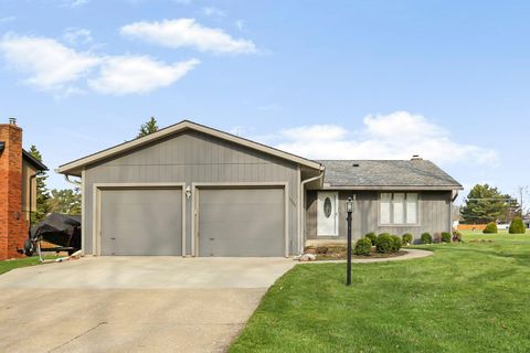 Photo of 1759 Rocky Rill Court, Mansfield, OH 44904 (MLS # 226009399)