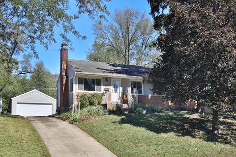 Photo of 254 Park Boulevard, Worthington, OH 43085 (MLS # 225038976)