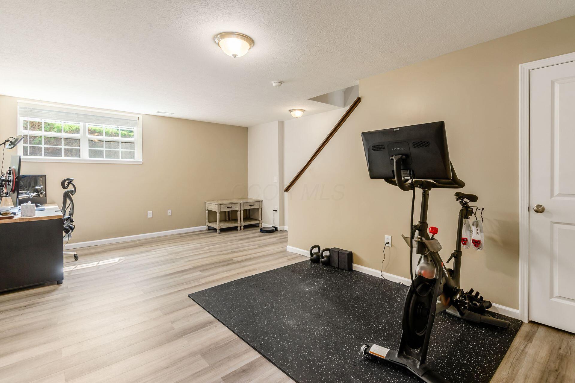 5343 Mystic Falls Drive, Dublin, Ohio image 20