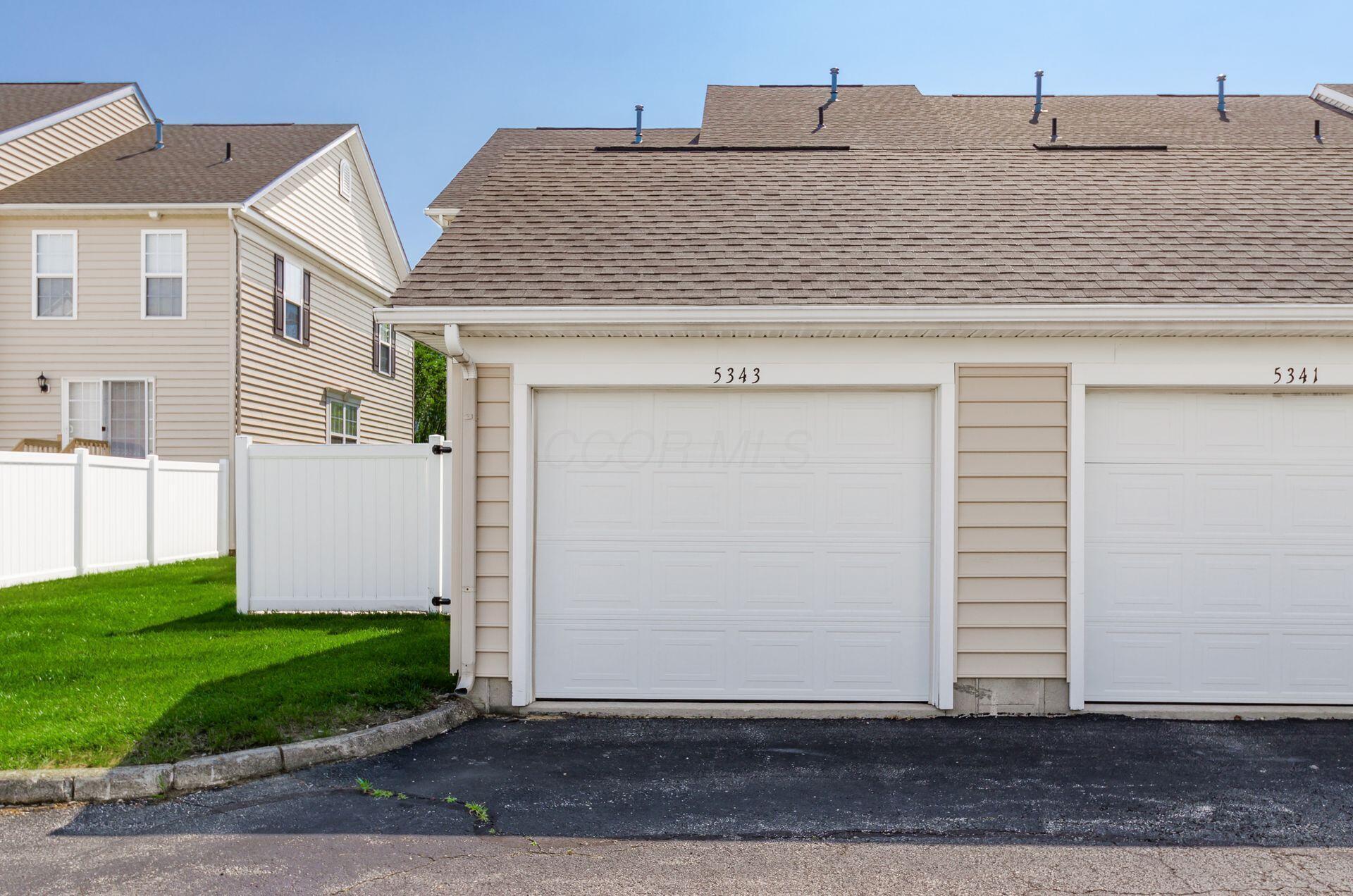 5343 Mystic Falls Drive, Dublin, Ohio image 28