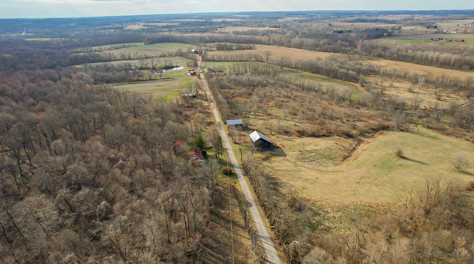 3090 Melick Road, Utica, Ohio image 4