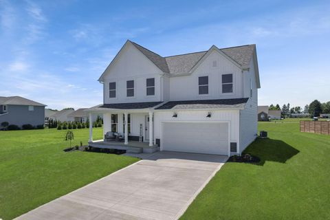 Photo of 645 Augusta Drive, Marion, OH 43302 (MLS # 225027562)