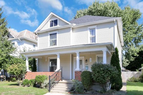 Photo of 708 N High Street, Lancaster, OH 43130 (MLS # 225037743)
