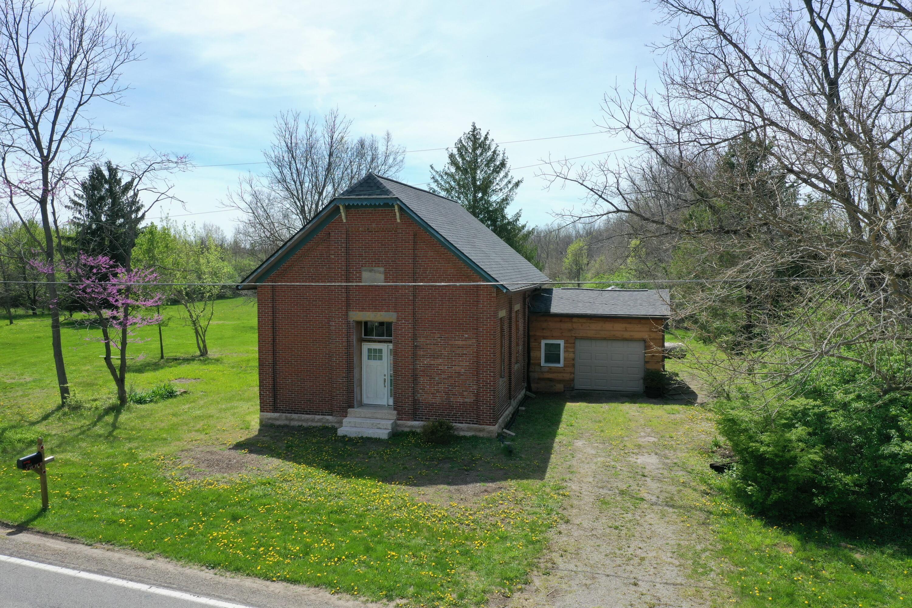 2263 Amity Road, Hilliard, Ohio image 3