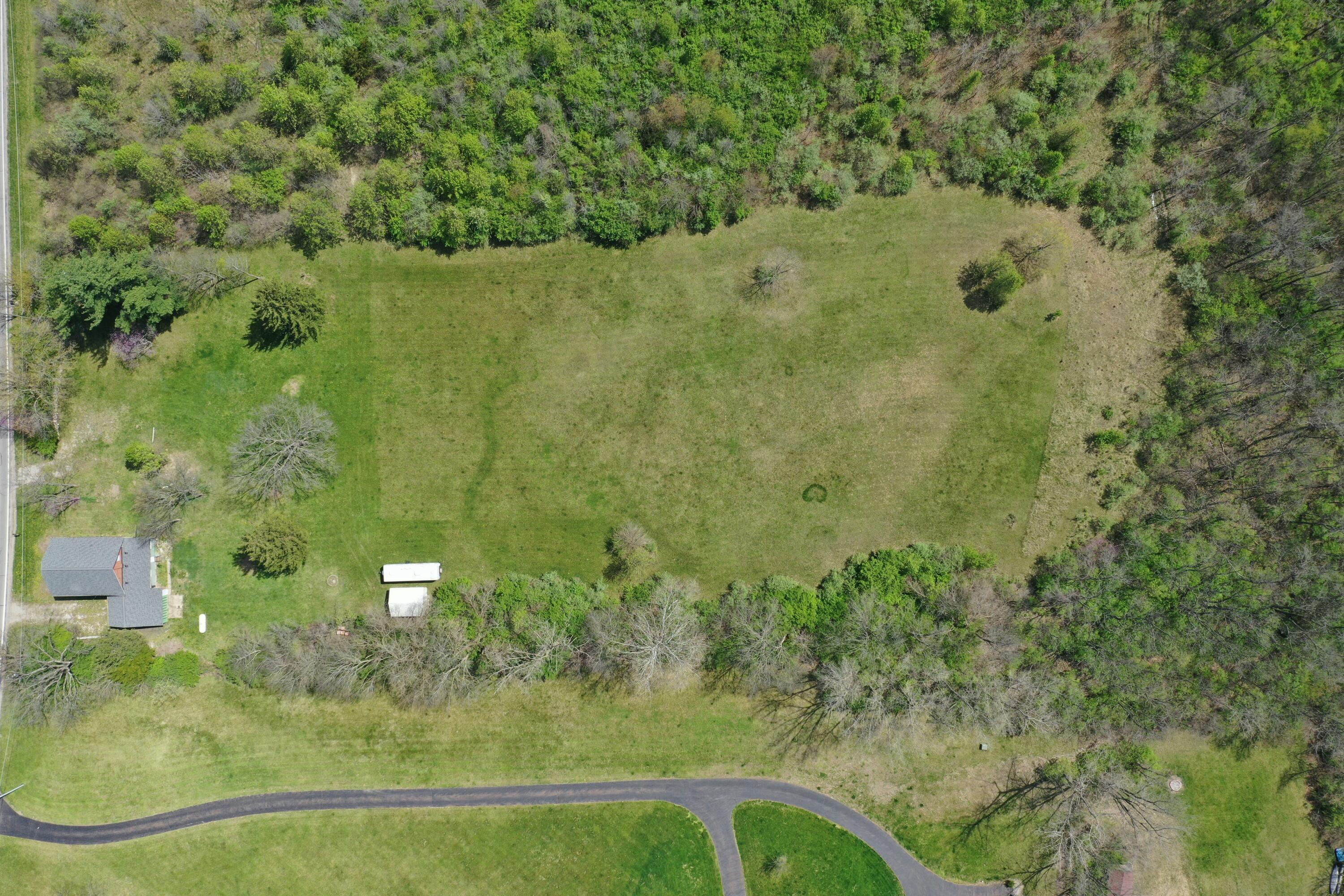 2263 Amity Road, Hilliard, Ohio image 10