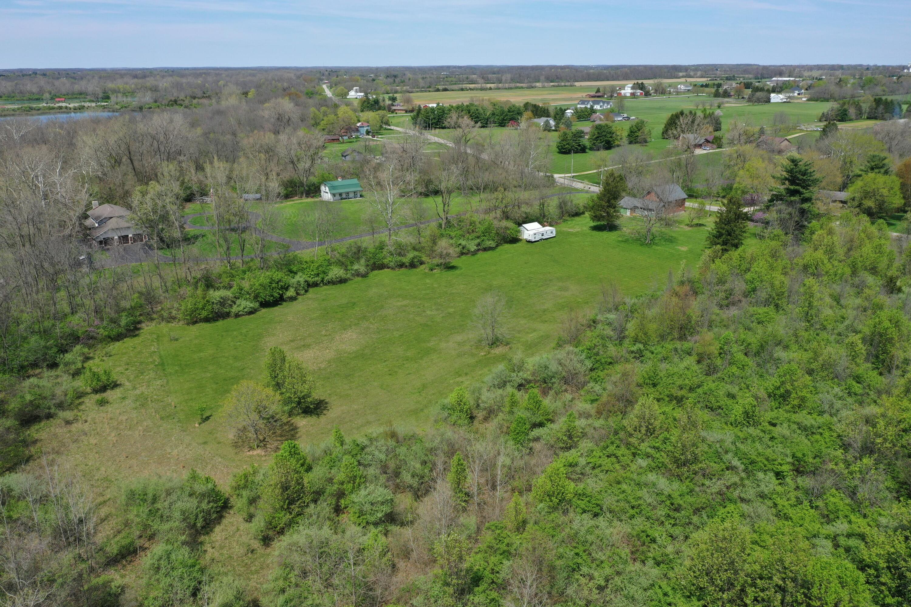 2263 Amity Road, Hilliard, Ohio image 25