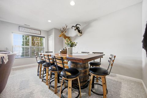 Tiny photo for 6704 Knoll View Court, Powell, OH 43065 (MLS # 226002927)