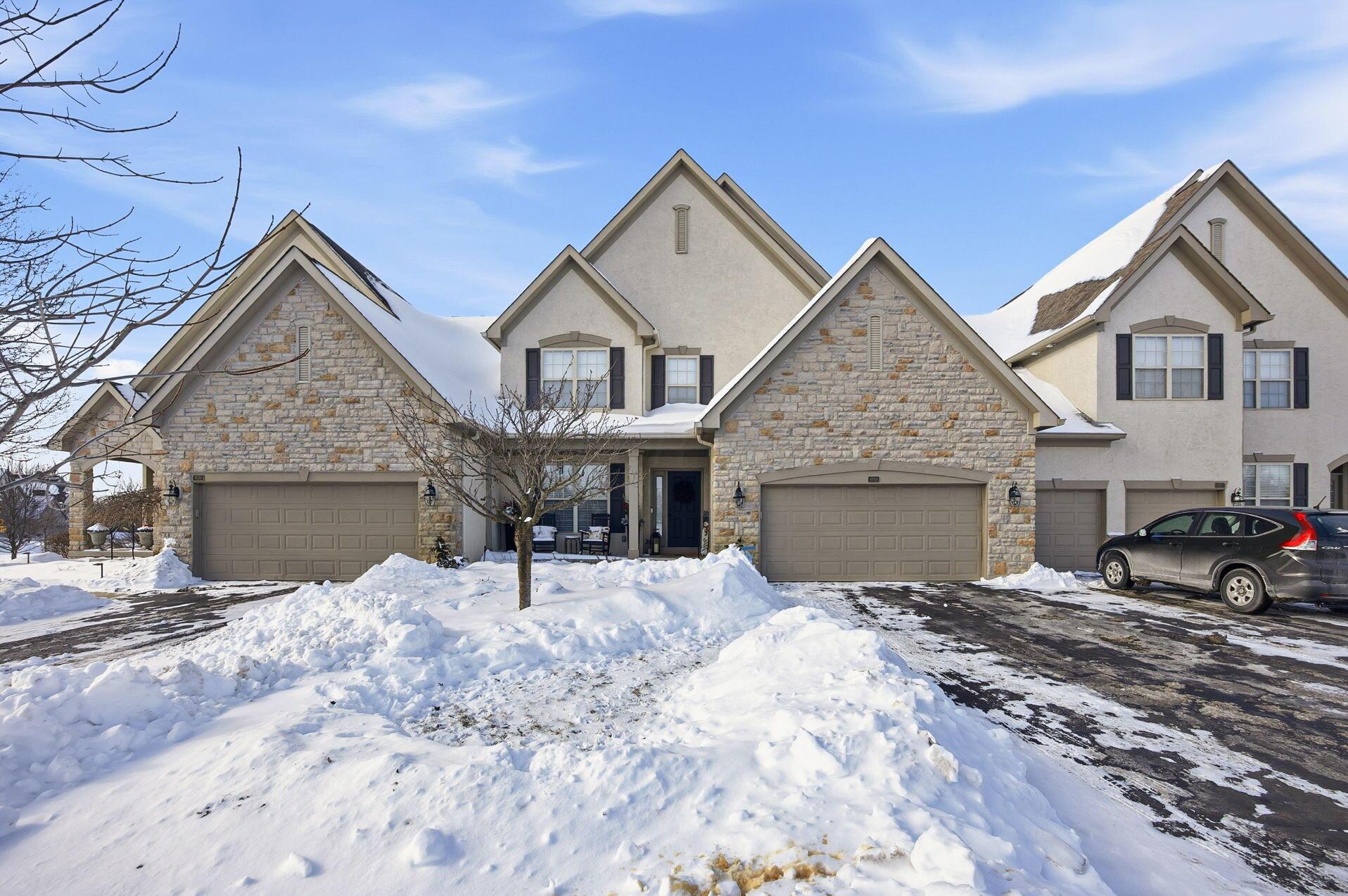 6407 Knoll View Court 6704