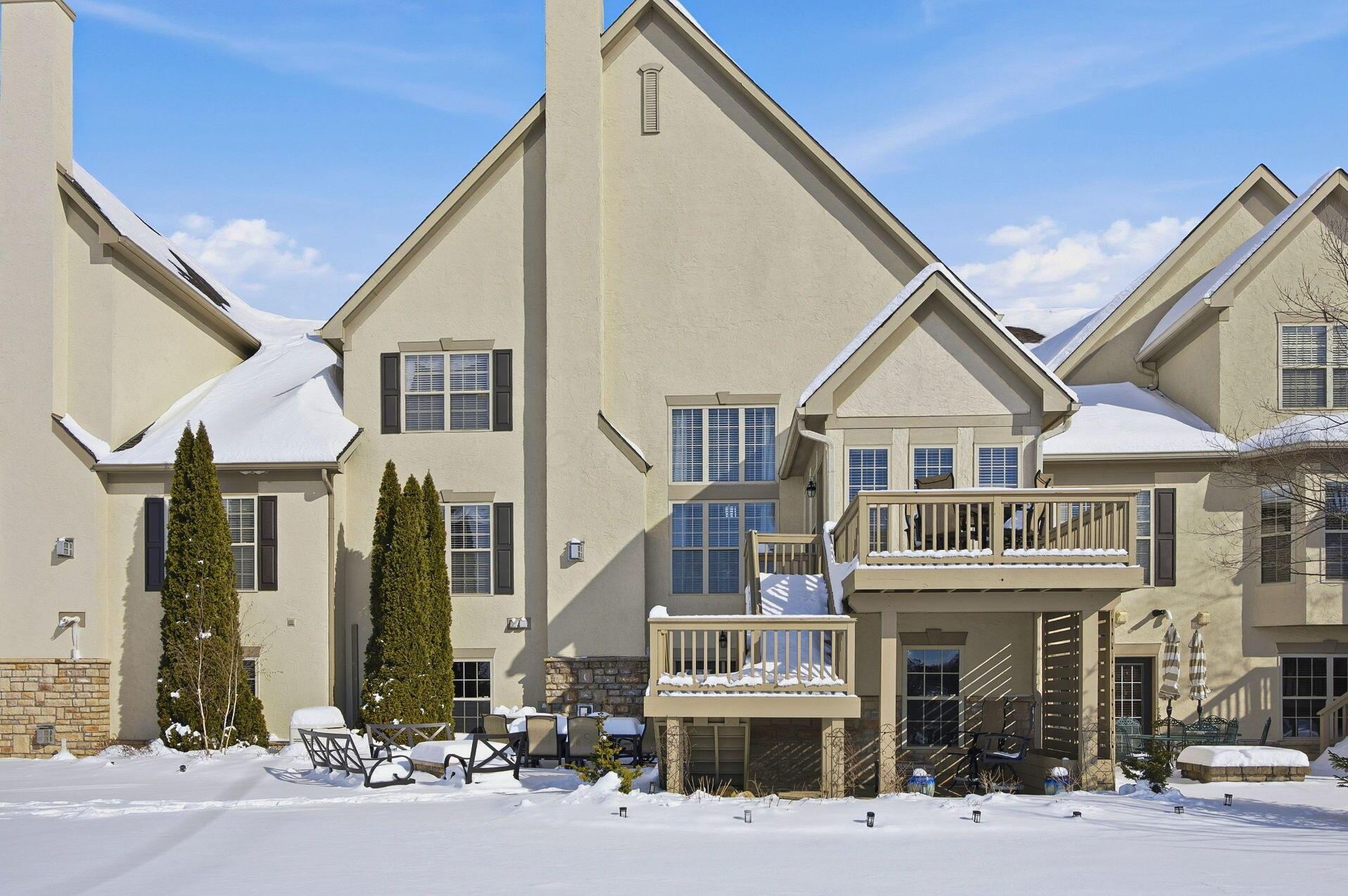 6407 Knoll View Court 6704