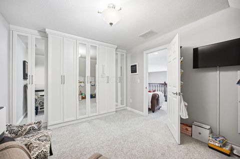 Tiny photo for 6704 Knoll View Court, Powell, OH 43065 (MLS # 226002927)