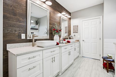 Tiny photo for 6704 Knoll View Court, Powell, OH 43065 (MLS # 226002927)