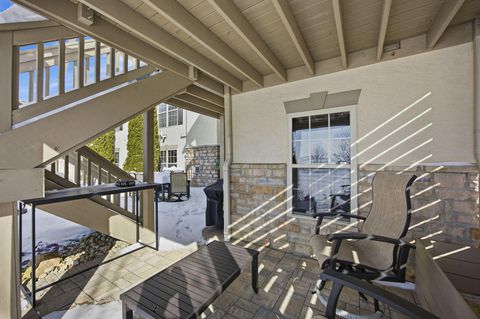 Tiny photo for 6704 Knoll View Court, Powell, OH 43065 (MLS # 226002927)