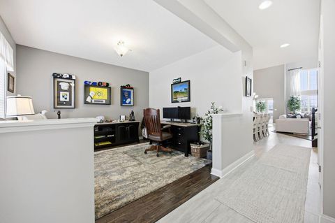 Tiny photo for 6704 Knoll View Court, Powell, OH 43065 (MLS # 226002927)