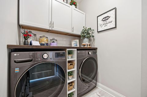 Tiny photo for 6704 Knoll View Court, Powell, OH 43065 (MLS # 226002927)