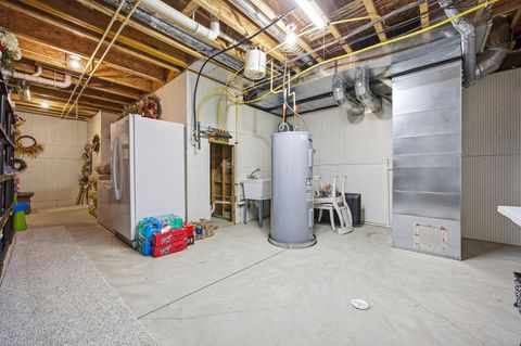 Tiny photo for 6704 Knoll View Court, Powell, OH 43065 (MLS # 226002927)