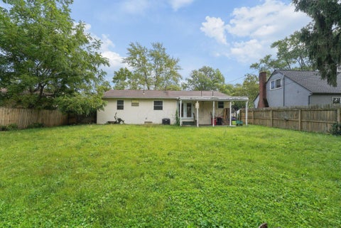 Tiny photo for 3723 Capistrano Way, Grove City, OH 43123 (MLS # 226035247)
