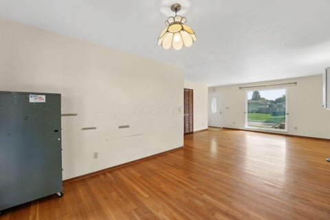 Tiny photo for 3723 Capistrano Way, Grove City, OH 43123 (MLS # 226035247)