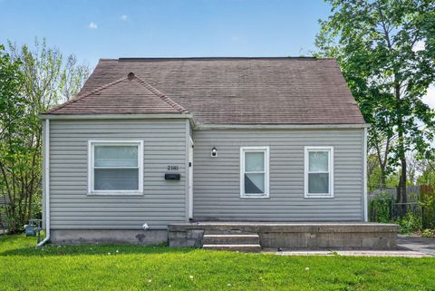 Photo of 2181 Middlehurst Drive, Columbus, OH 43219 (MLS # 226015024)