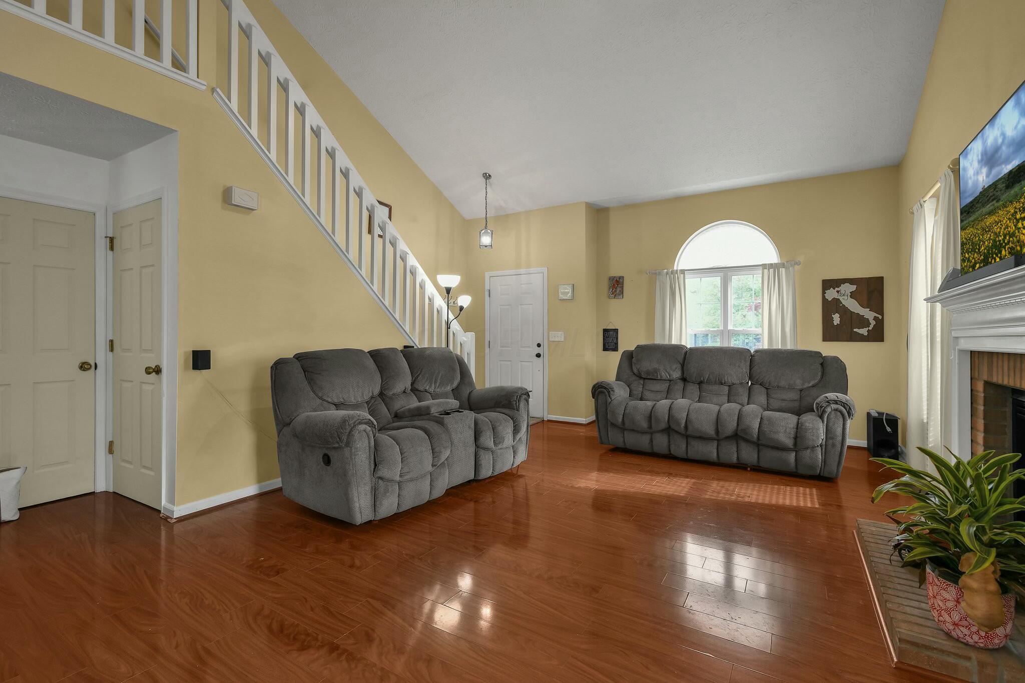 576 Monroe Drive, Ashville, Ohio image 4