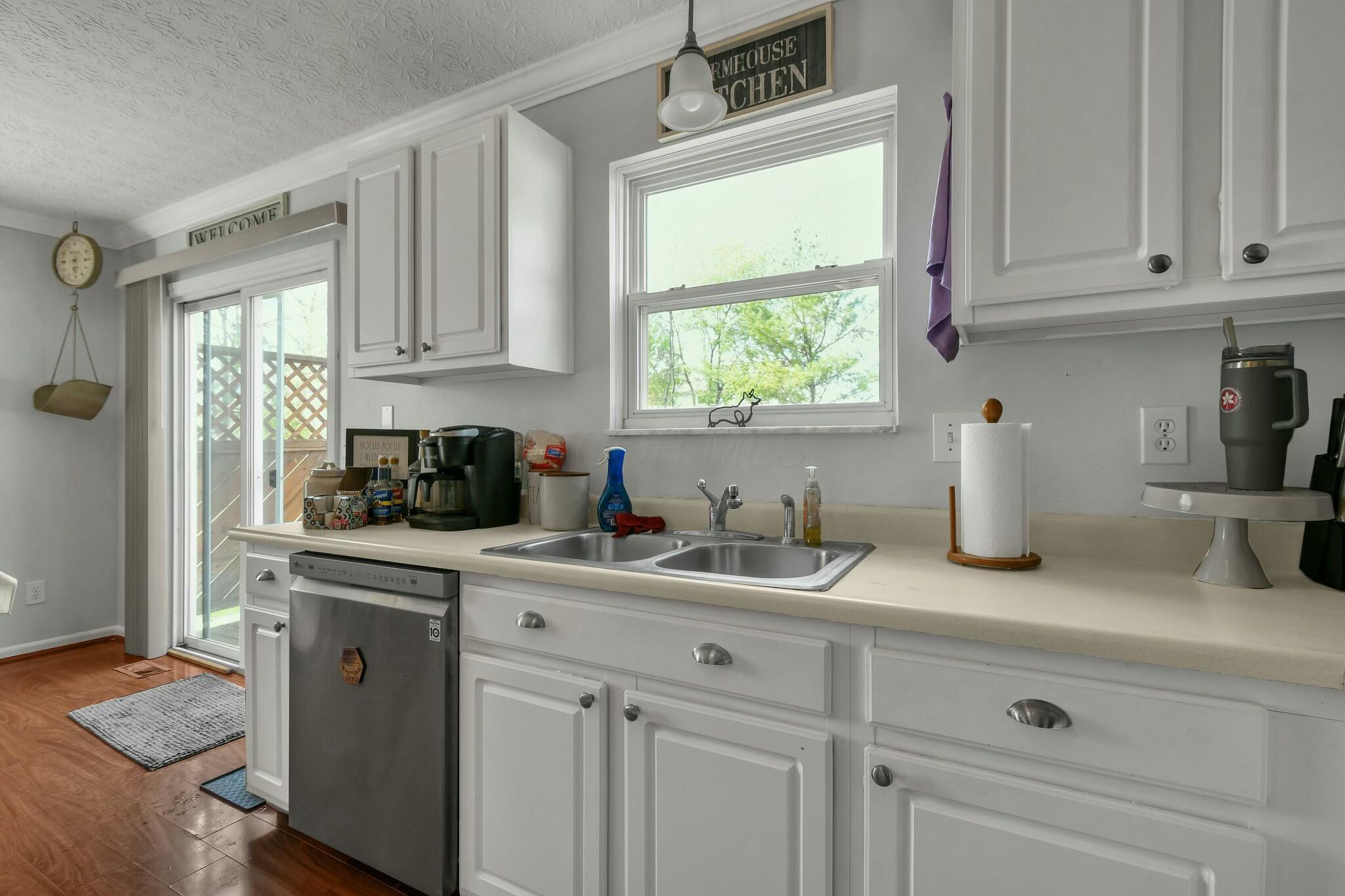 576 Monroe Drive, Ashville, Ohio image 10