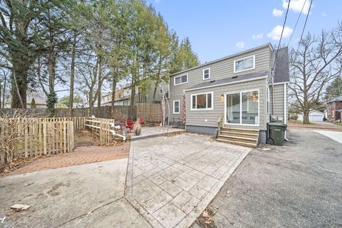 Tiny photo for 98 Blenheim Road, Columbus, OH 43214 (MLS # 225045578)