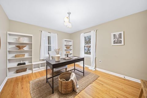 Tiny photo for 98 Blenheim Road, Columbus, OH 43214 (MLS # 225045578)