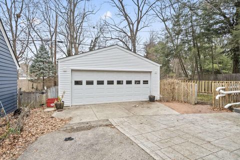 Tiny photo for 98 Blenheim Road, Columbus, OH 43214 (MLS # 225045578)
