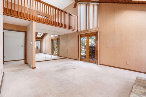 Tiny photo for 8670 Craigston Court, Dublin, OH 43017 (MLS # 226003015)