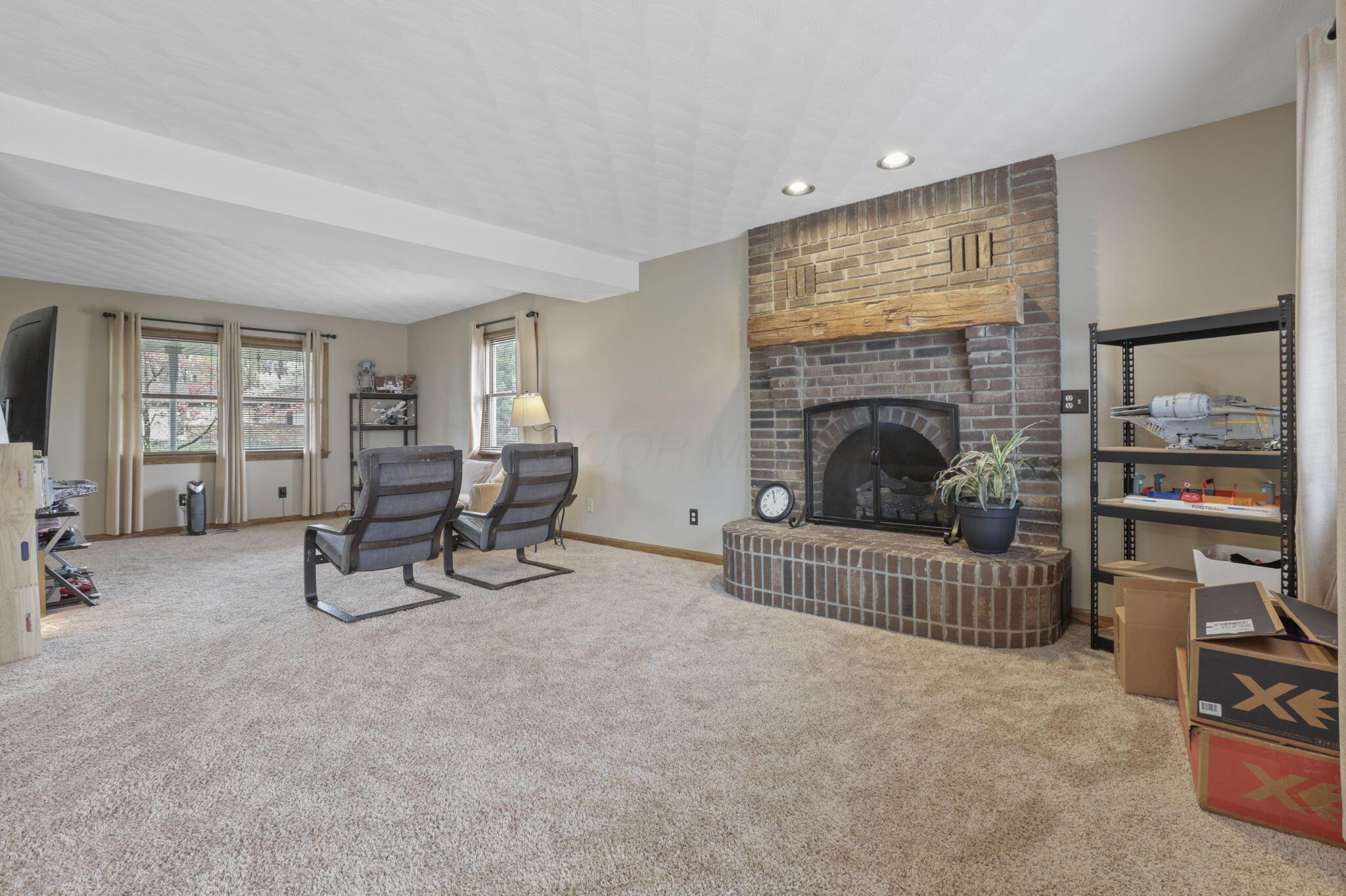 5504 Airwood Drive, Zanesville, Ohio image 17