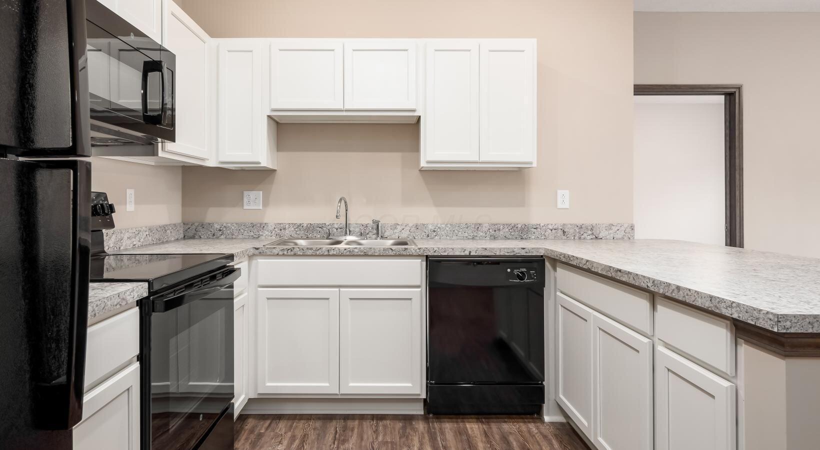 5503 Hutchison Street 3 Bed