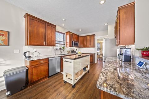 Tiny photo for 1063 Mendolin Court, Powell, OH 43065 (MLS # 226002742)