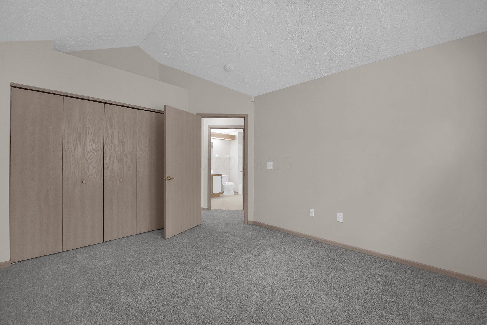 5585 Meadowood Lane, Westerville, Ohio image 14