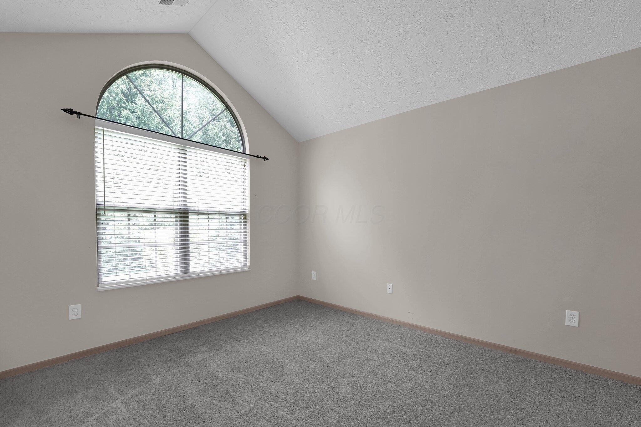 5585 Meadowood Lane, Westerville, Ohio image 13