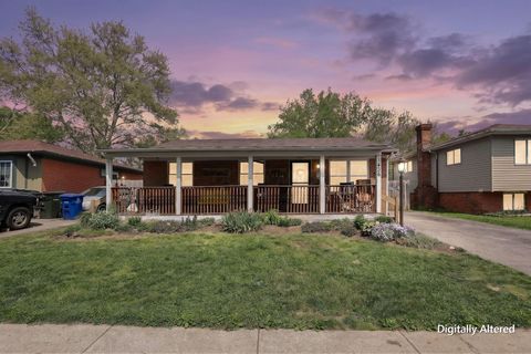 Photo of 1436 Old Hickory Drive, Columbus, OH 43223 (MLS # 226014002)