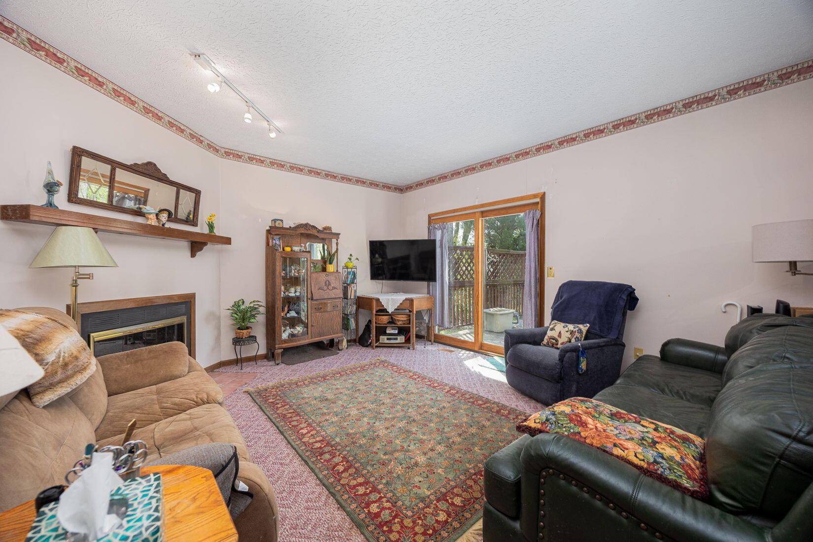 1364 Azalea Drive, Reynoldsburg, Ohio image 12